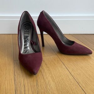 Burgundy pointy toe pumps